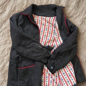 Stylish Black Jacket with Floral Lining